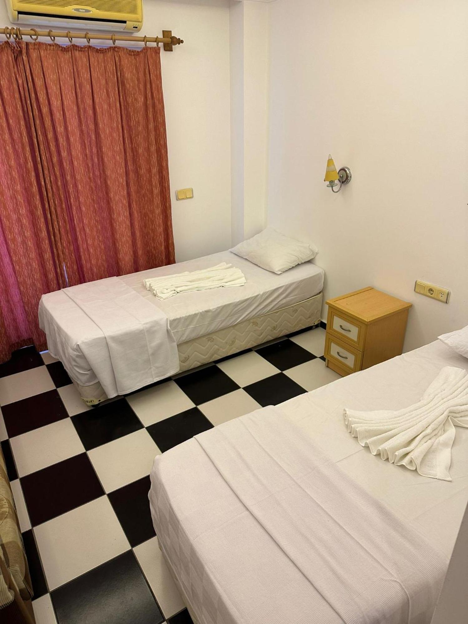 London House Hotel Kemer Cameră foto